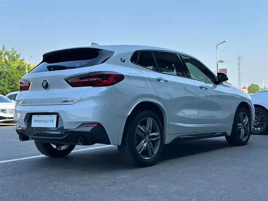BMW X2 2023 sDrive25i M Sport Night Edition 2024 — миниатюра 2