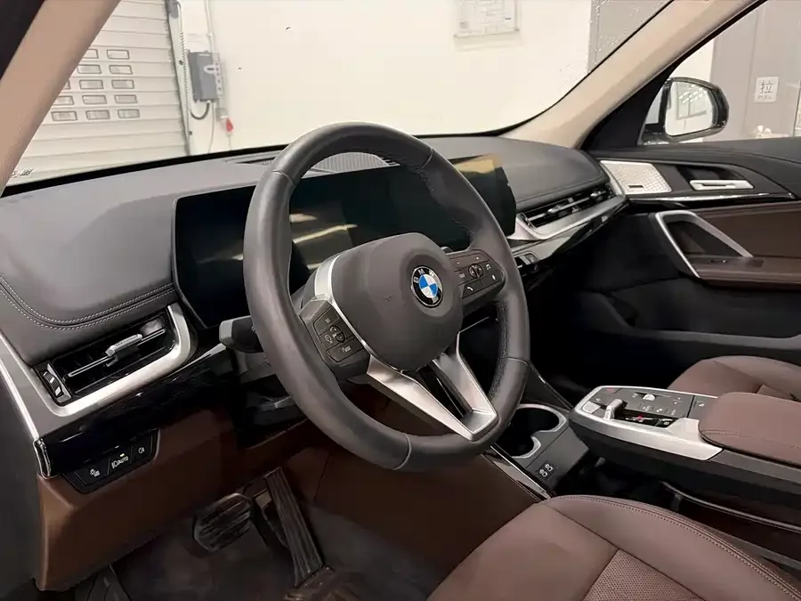 BMW X1 2025 sDrive25Li X Design Package 2025 — миниатюра 3