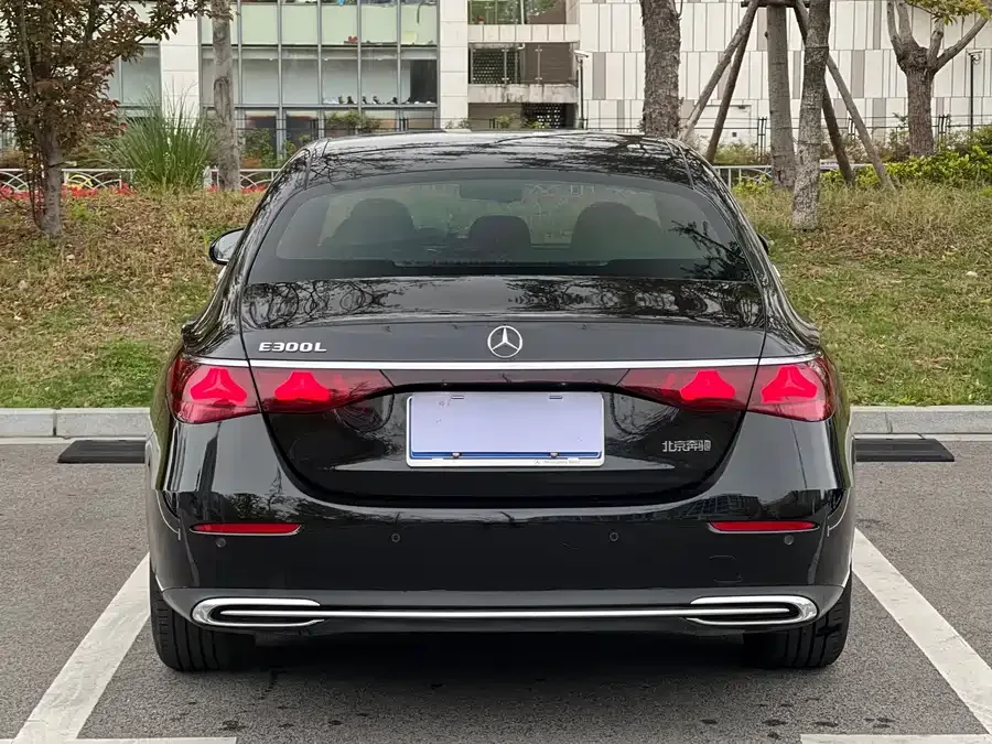 Mercedes-Benz E-Class Mercedes-Benz E-Class 2024 facelift E 260 L 2024 — миниатюра 2