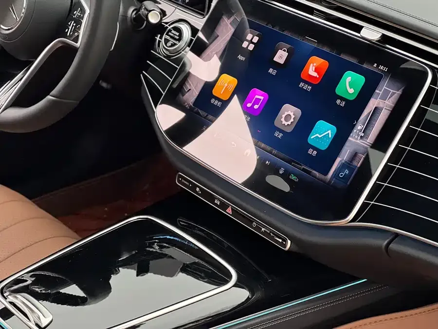 Mercedes-Benz E-Class Mercedes-Benz E-Class 2024 facelift E 260 L 2024 — миниатюра 4