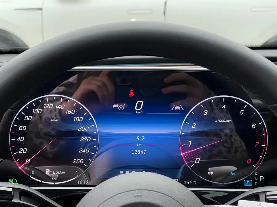 Mercedes-Benz E-Class Mercedes-Benz E-Class 2024 facelift E 260 L 2024 — миниатюра 5