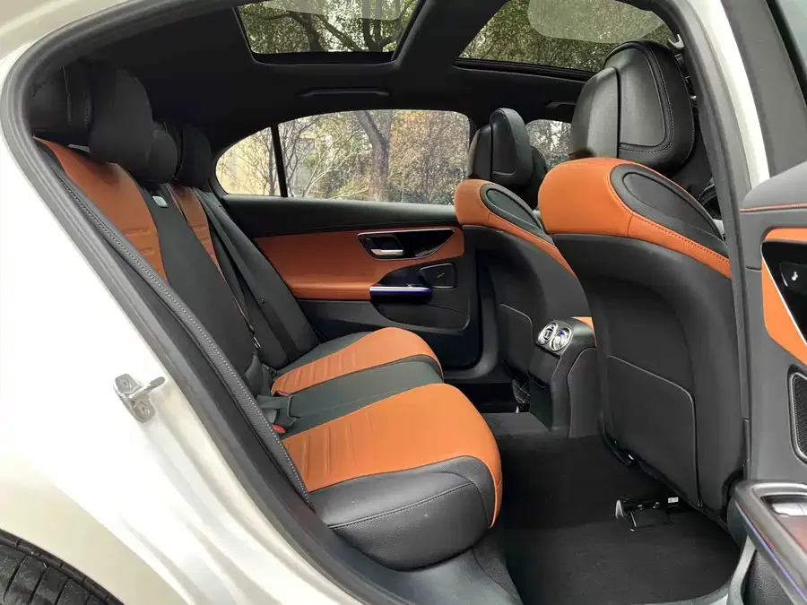 Mercedes-Benz Class C Mercedes-Benz C-Class 2023 C 260 L Sport Edition 2024 — миниатюра 3