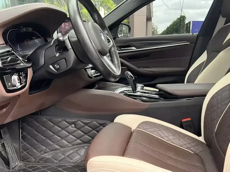 BMW 5 Series New Energy 2022 Model 535Le Pioneer Edition M Sports Package 2022 — миниатюра 3