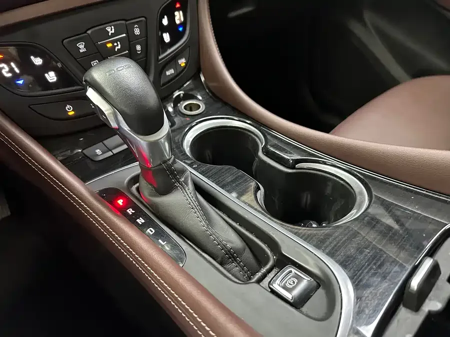 Buick Envision Plus Envision Plus 2021 532T 2WD Luxury Edition 2022 — миниатюра 3