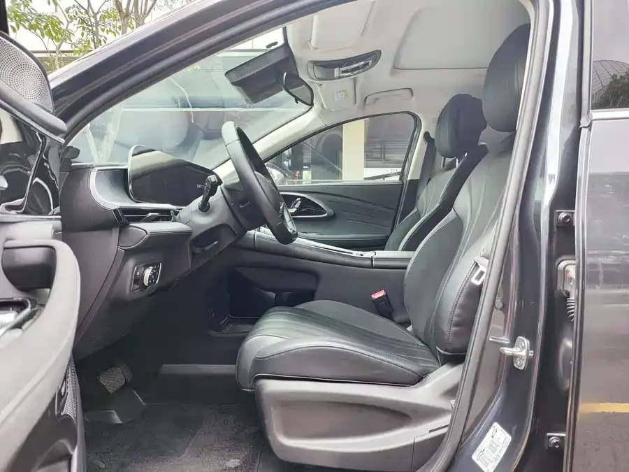 Exeed TXL Xingtu Lingyun 2024 300T 2WD Star Edition 2023 — миниатюра 3