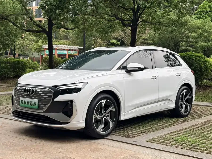 Audi Q4 e-tron 2023