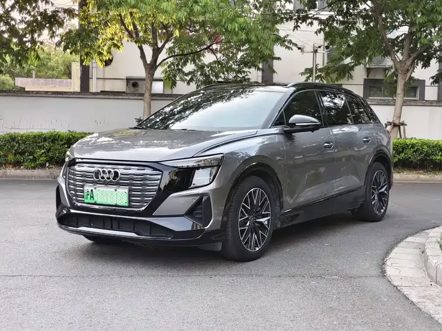 Audi Q5 e-tron 2023