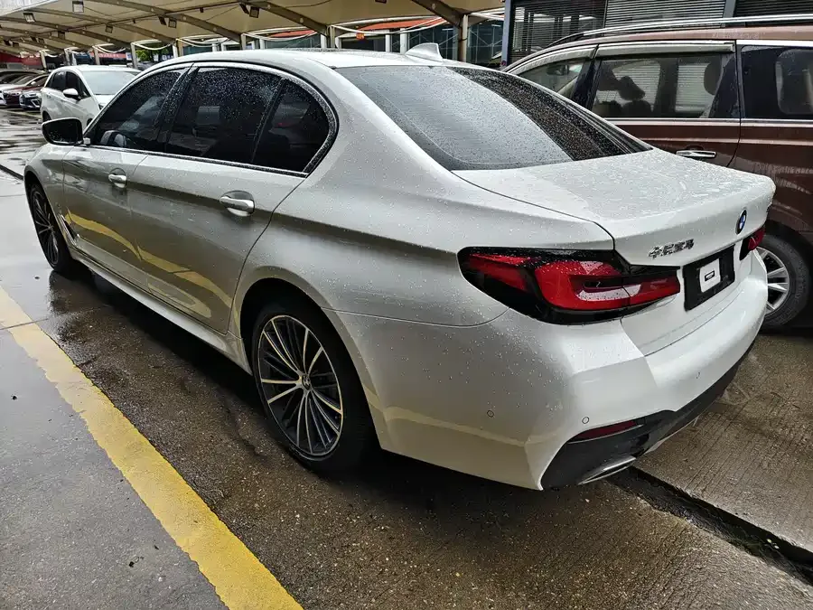 BMW 5 Series BMW 5 Series 2023 530Li Leading M Sport Package 2023 — миниатюра 4