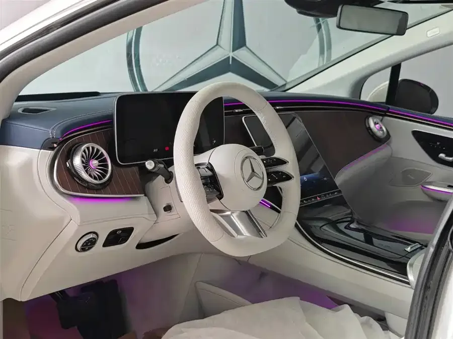 Mercedes-Benz EQE Mercedes-Benz EQE 2025 500 4MATIC Luxury Edition 2025 — миниатюра 5