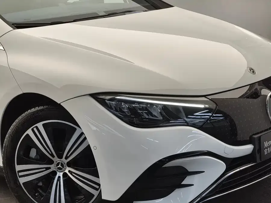 Mercedes-Benz EQE Mercedes-Benz EQE 2025 500 4MATIC Luxury Edition 2026 — миниатюра 5