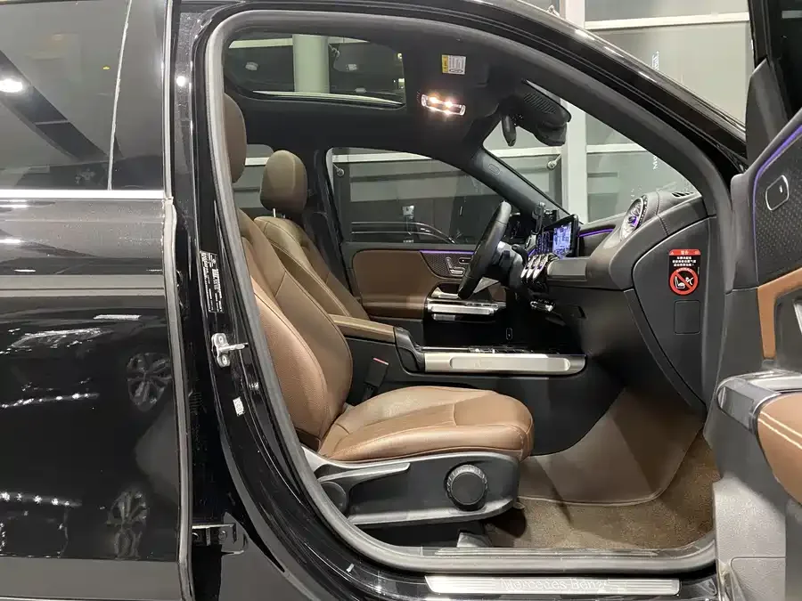 Mercedes-Benz GLB-Class Mercedes-Benz GLB 2024 facelift GLB 220 Dynamic 2024 — миниатюра 3