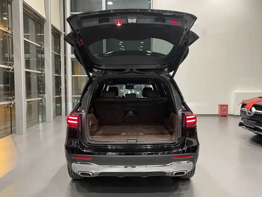 Mercedes-Benz GLB-Class Mercedes-Benz GLB 2024 facelift GLB 220 Dynamic 2024 — миниатюра 4