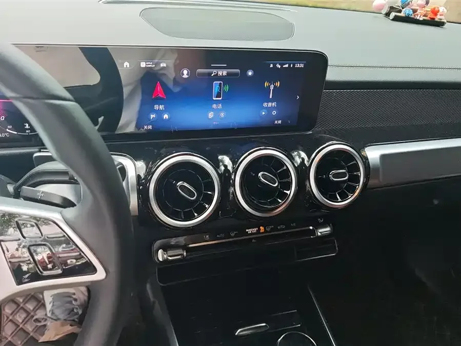 Mercedes-Benz GLB-Class Mercedes-Benz GLB 2024 facelift GLB 200 Dynamic 2024 — миниатюра 4