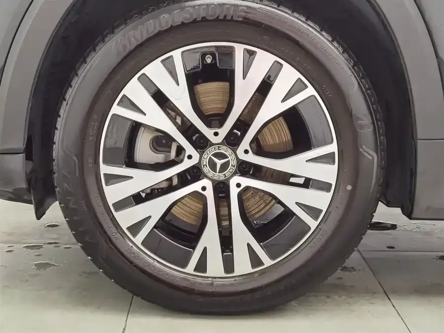 Mercedes-Benz GLB-Class Mercedes-Benz GLB 2024 GLB 220 Dynamic 2024 — миниатюра 5