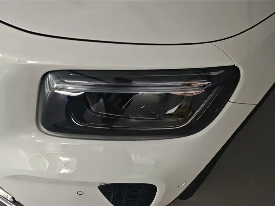 Mercedes-Benz GLB-Class Mercedes-Benz GLB 2024 facelift GLB 220 Dynamic 2025 — миниатюра 2