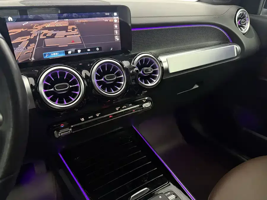 Mercedes-Benz GLB-Class Mercedes-Benz GLB 2023 GLB 220 Dynamic 2022 — миниатюра 2