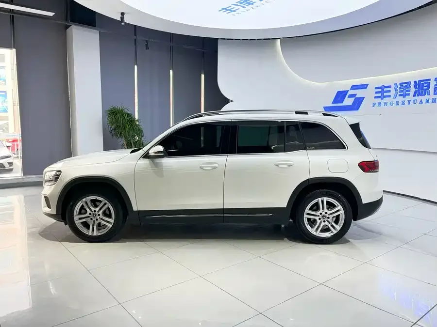 Mercedes-Benz GLB-Class Mercedes-Benz GLB 2022 facelift GLB 200 Dynamic 2022 — миниатюра 2