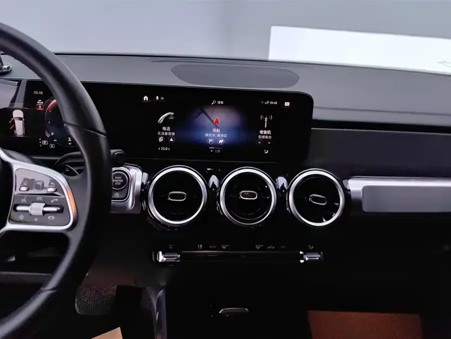 Mercedes-Benz GLB-Class Mercedes-Benz GLB 2023 GLB 200 Fashion Edition 2023 — миниатюра 4