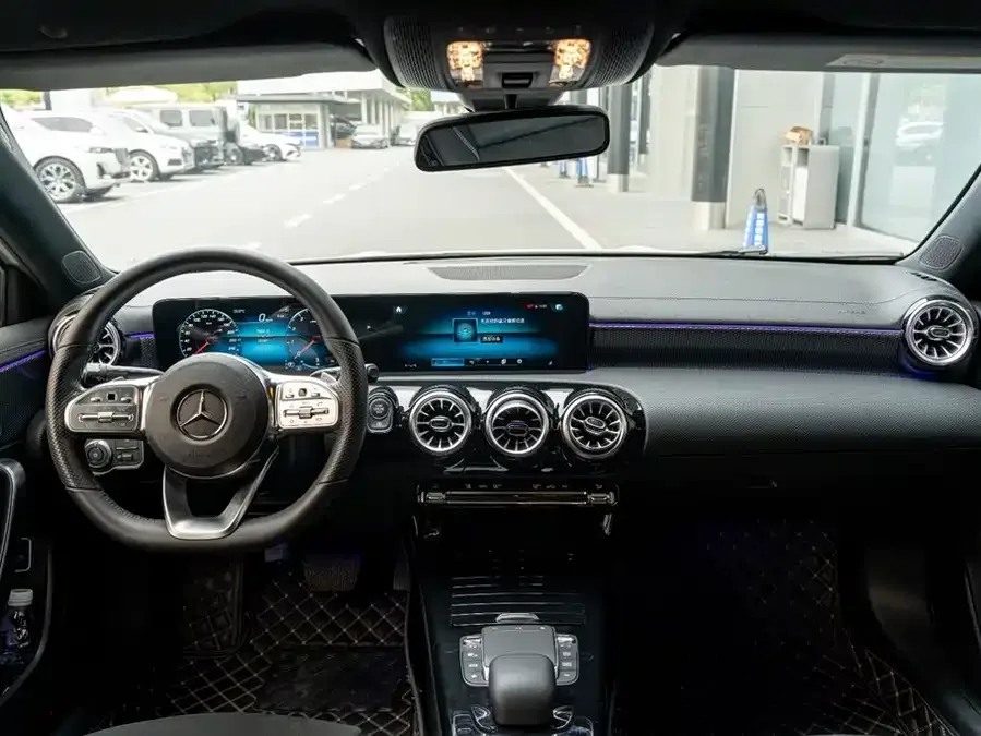 Mercedes-Benz Class A Mercedes-Benz A-Class 2023 A 200 L Fashion Edition 2023 — миниатюра 5