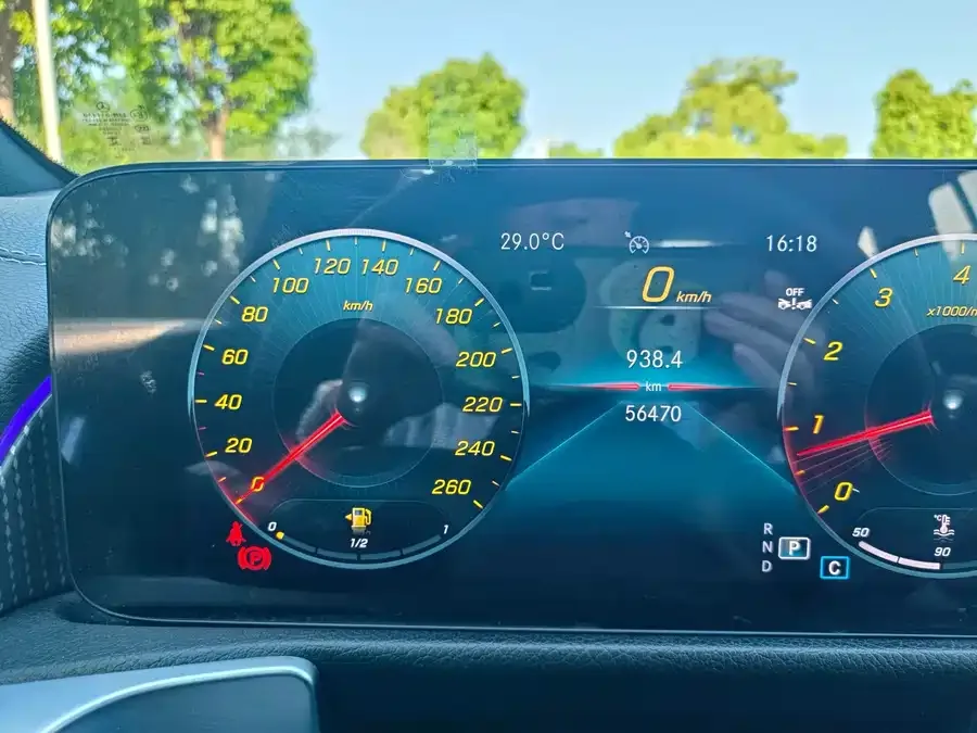Mercedes-Benz GLB-Class Mercedes-Benz GLB 2023 GLB 220 Dynamic 2023 — миниатюра 2