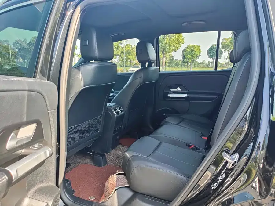 Mercedes-Benz GLB-Class Mercedes-Benz GLB 2023 GLB 220 Dynamic 2023 — миниатюра 3
