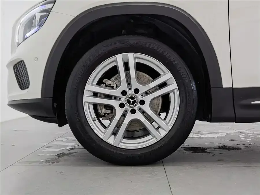 Mercedes-Benz GLB-Class Mercedes-Benz GLB 2023 GLB 220 Dynamic 2023 — миниатюра 5