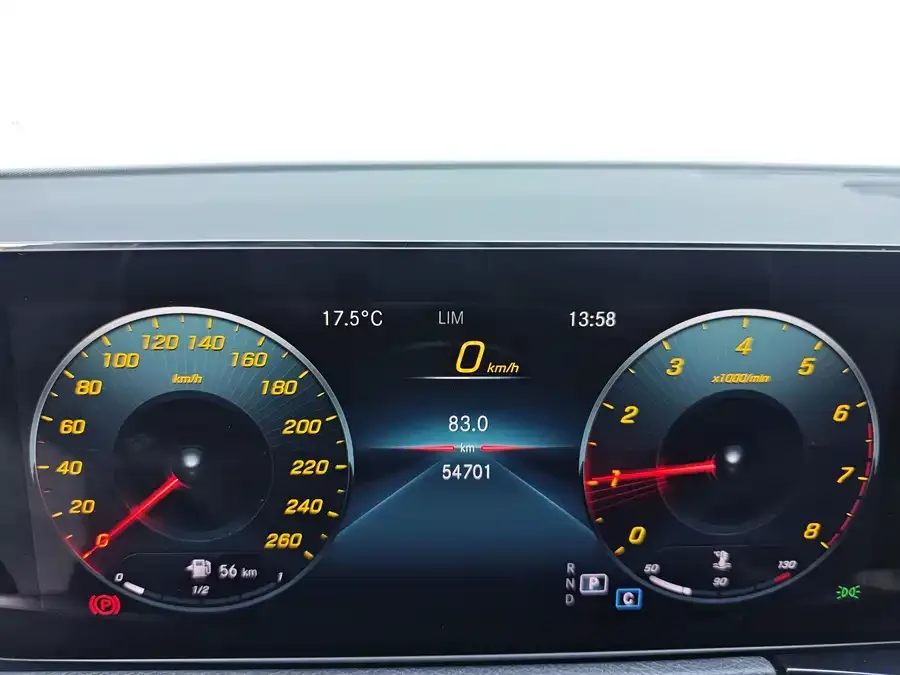 Mercedes-Benz GLB-Class Mercedes-Benz GLB 2022 GLB 220 Dynamic 2022 — миниатюра 4