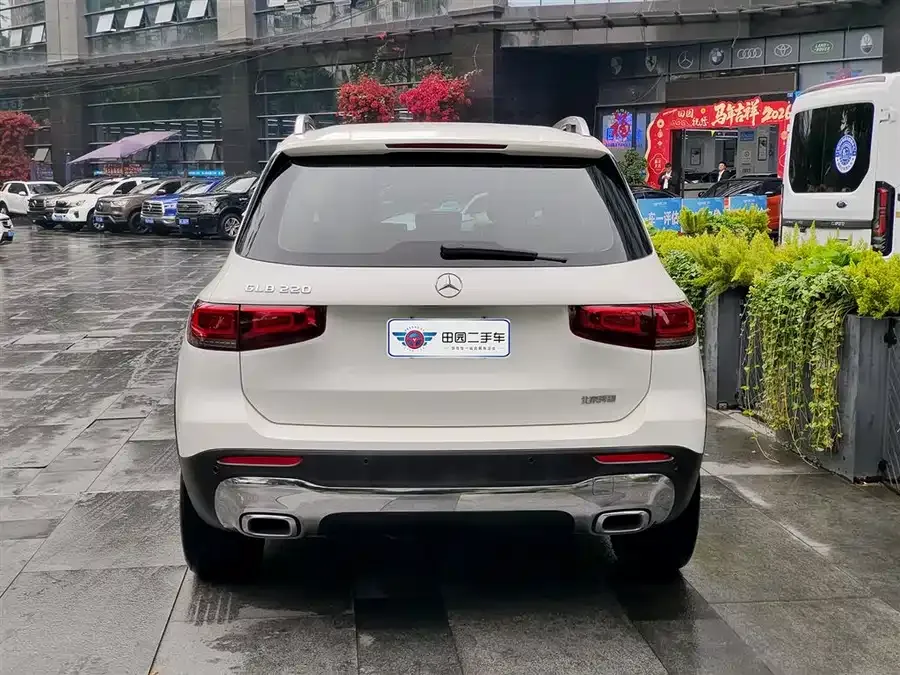 Mercedes-Benz GLB-Class Mercedes-Benz GLB 2023 GLB 220 Fashion Edition 2023 — миниатюра 2
