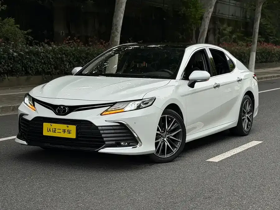 Toyota Camry 2023
