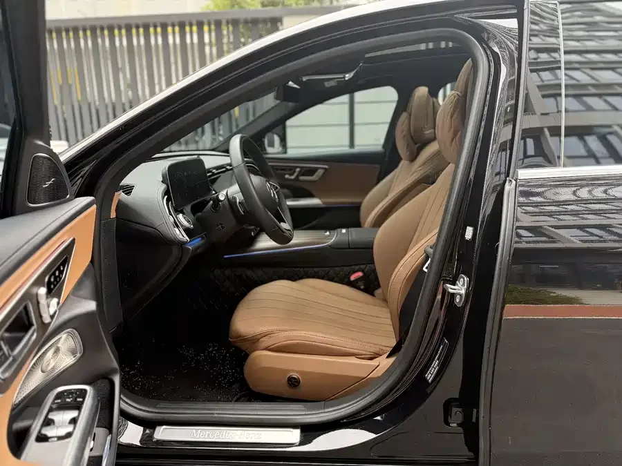 Mercedes-Benz E-Class Mercedes-Benz E-Class 2024 E 300 L Luxury Edition 2024 — миниатюра 4