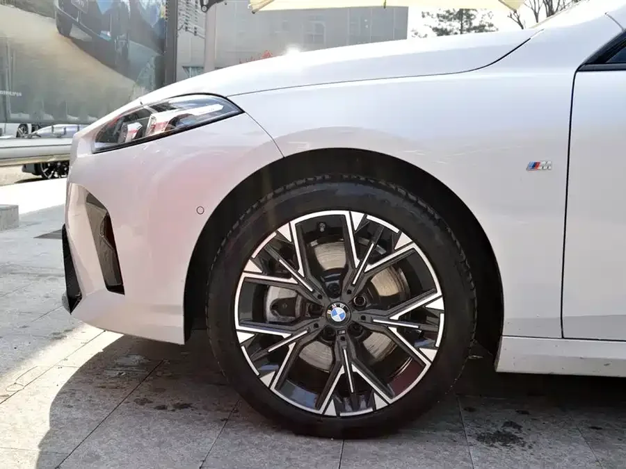 BMW 2 Series BMW 2 Series 2025 225L M Sports Package 2025 — миниатюра 4