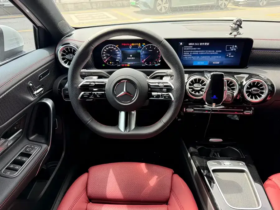 Mercedes-Benz Class A Mercedes-Benz A-Class 2025 Facelift A 200 L Fashion Model 2025 — миниатюра 2