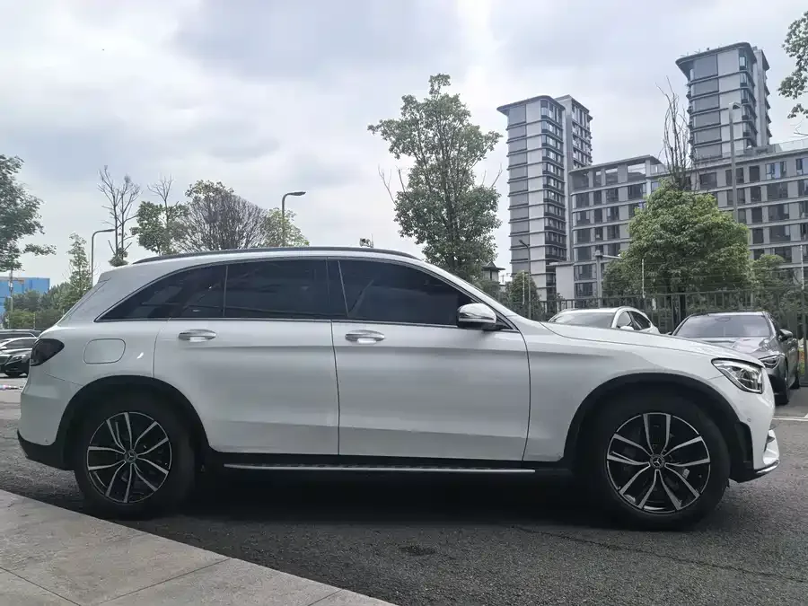 Mercedes-Benz GLC-Class Mercedes-Benz GLC 2022 GLC 300 L 4MATIC Dynamic 2022 — миниатюра 2