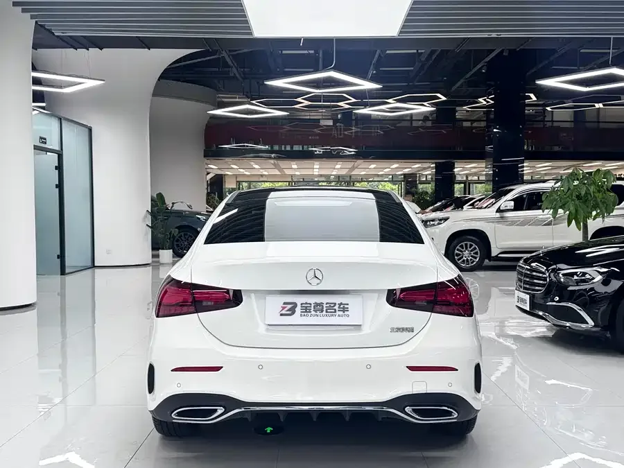 Mercedes-Benz Class A Mercedes-Benz A-Class 2025 A 200 L Fashion Edition 2024 — миниатюра 5