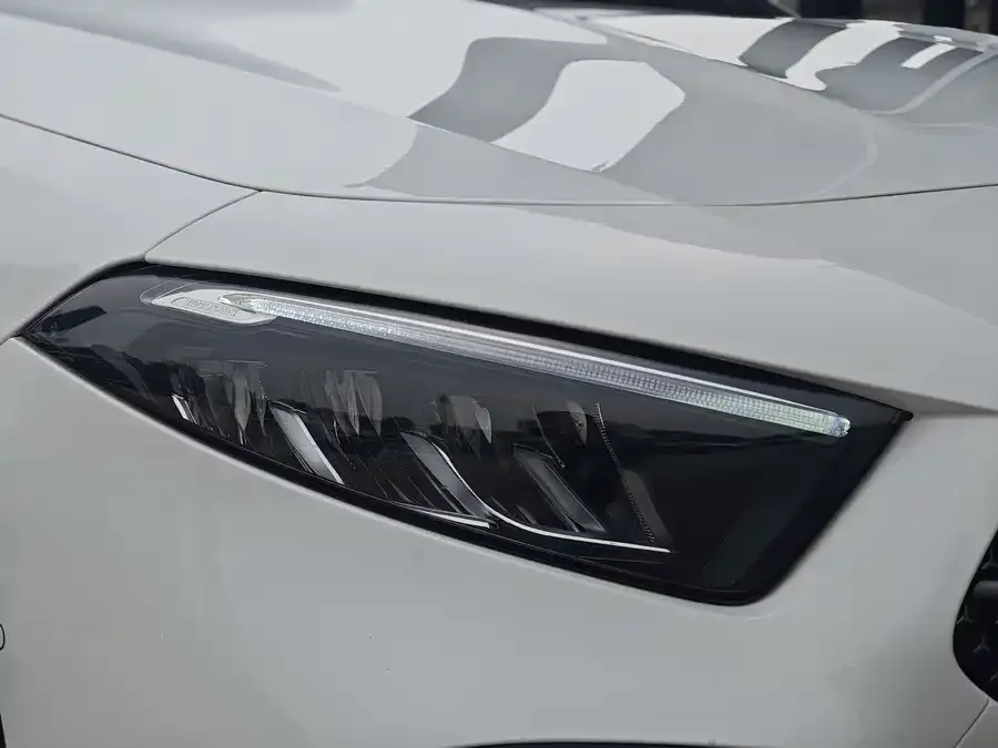 Mercedes-Benz Class A Mercedes-Benz A-Class 2025 A 200 L Fashion Edition 2025 — миниатюра 3