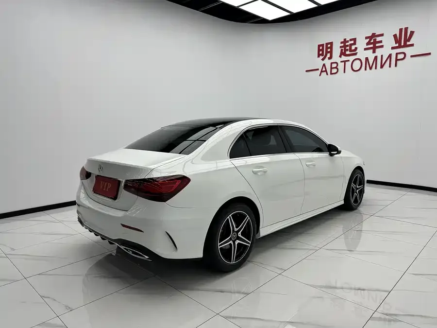 Mercedes-Benz Class A Mercedes-Benz A-Class 2023 A 180 L 2023 — миниатюра 3