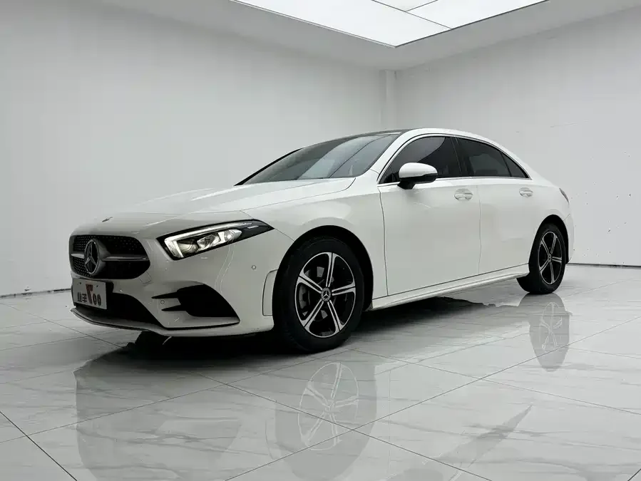 Mercedes-Benz Class A 2023