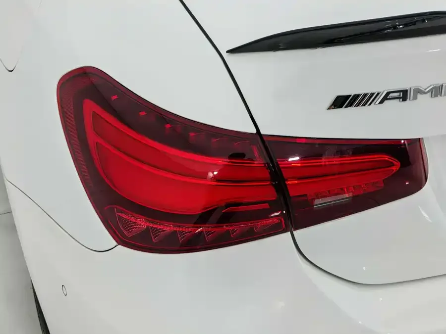 Mercedes-Benz Class A Mercedes-Benz A-Class 2024 A 200 L Fashion Edition 2024 — миниатюра 4