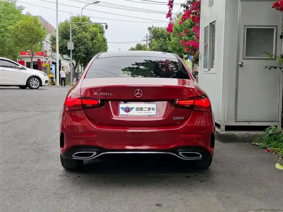 Mercedes-Benz Class A Mercedes-Benz A-Class 2023 A 200 L Fashion Edition 2023 — миниатюра 2