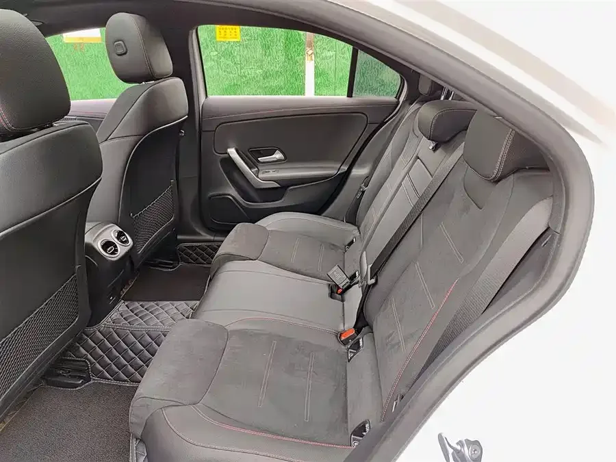 Mercedes-Benz Class A Mercedes-Benz A-Class 2023 A 200 L Fashion Edition 2023 — миниатюра 5