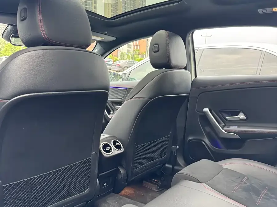 Mercedes-Benz Class A Mercedes-Benz A-Class 2024 A 200 L Fashion Edition 2024 — миниатюра 4