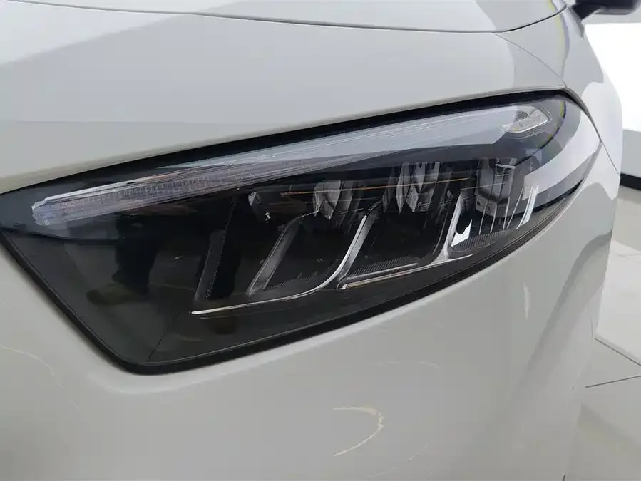 Mercedes-Benz Class A Mercedes-Benz A-Class 2023 A 200 L Fashion Edition 2024 — миниатюра 5