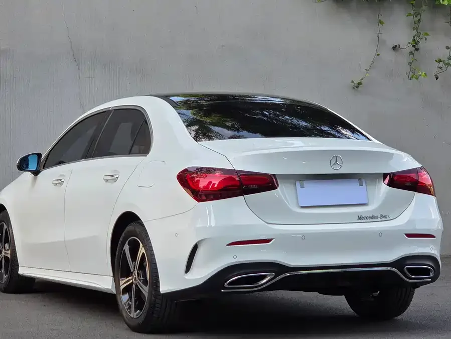 Mercedes-Benz Class A Mercedes-Benz A-Class 2024 A 200 L Fashion Edition 2024 — миниатюра 3