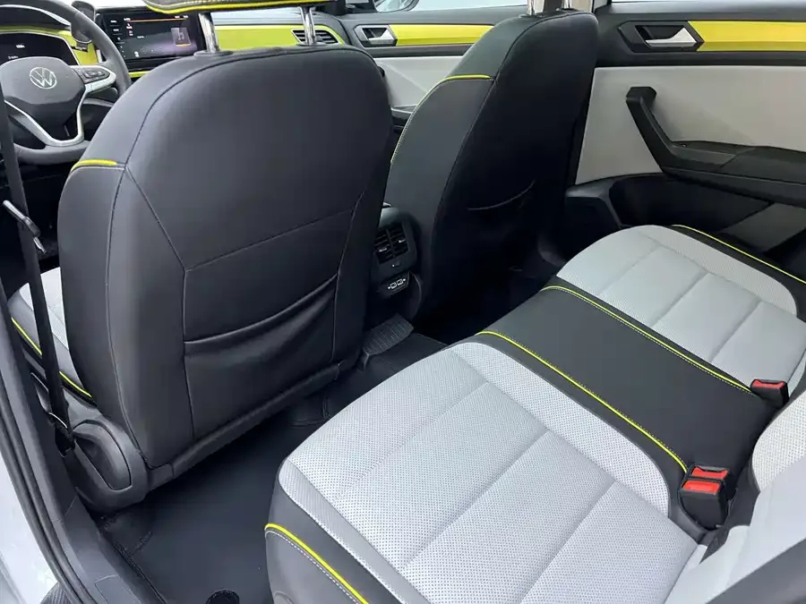 Volkswagen T-Roc T-ROC 2023 280TSI DSG 2WD Time Edition 2023 — миниатюра 4