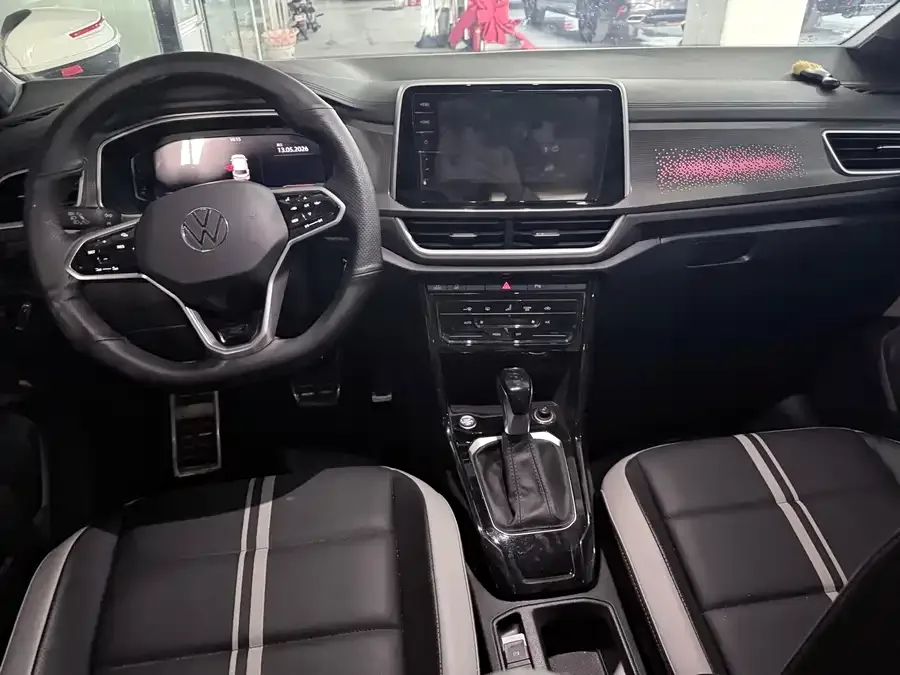 Volkswagen T-Roc T-ROC 2023 300TSI DSG 2WD Chenguang Edition 2023 — миниатюра 4