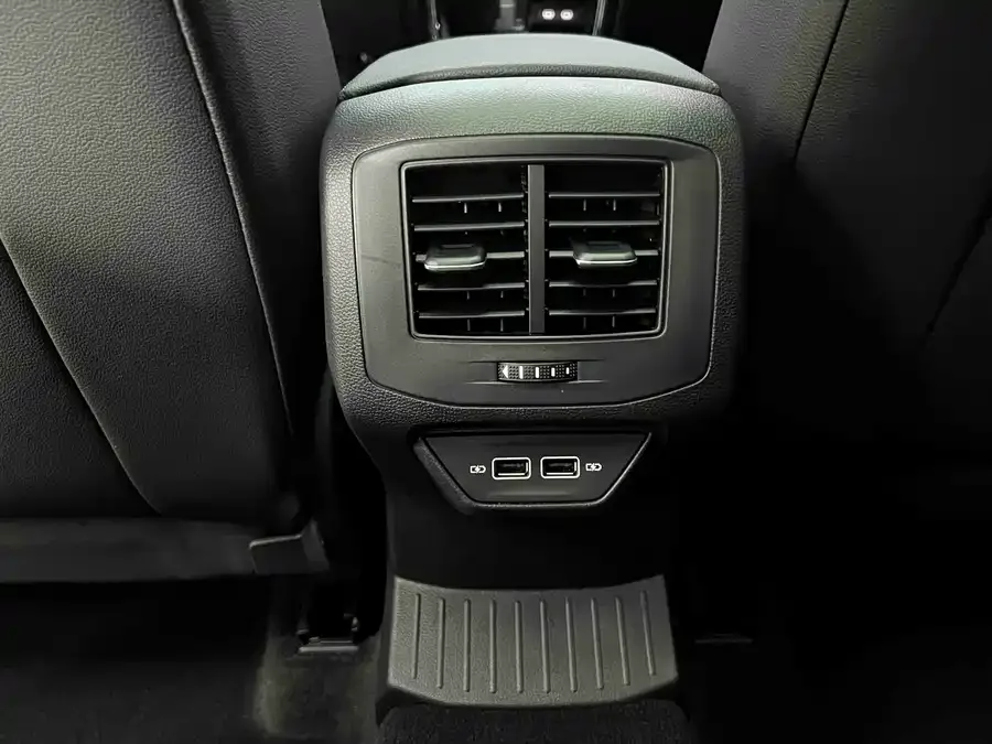 Volkswagen T-Roc T-ROC 2022 280TSI DSG 2WD Comfort PLUS 2023 — миниатюра 5