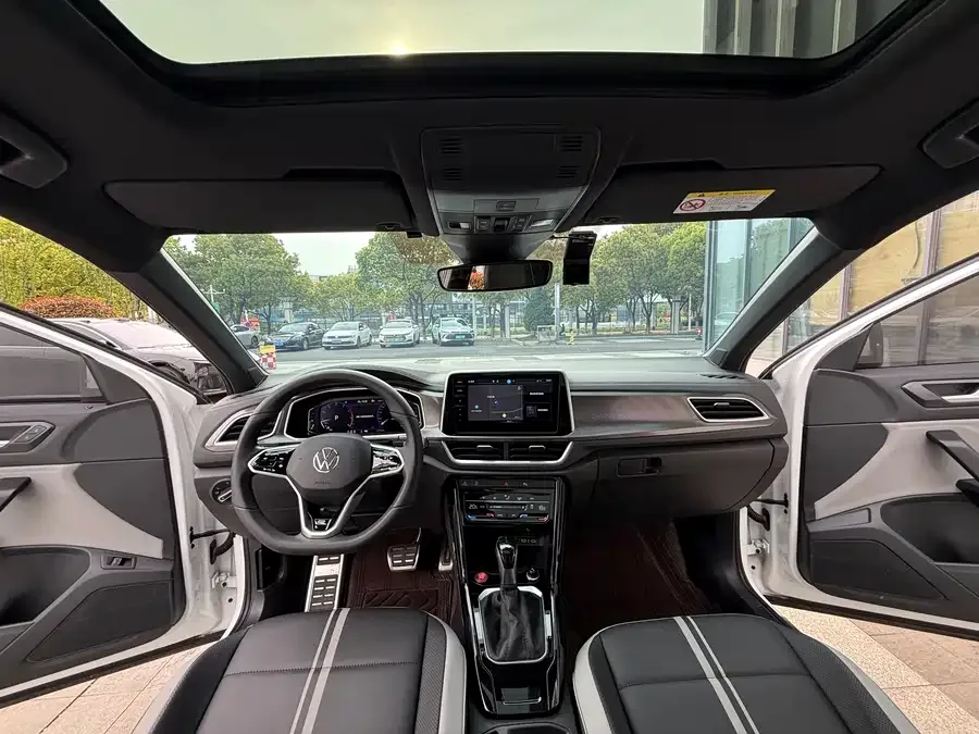 Volkswagen T-Roc T-ROC 2025 300TSI DSG 2WD Chenguang Edition 2025 — миниатюра 4