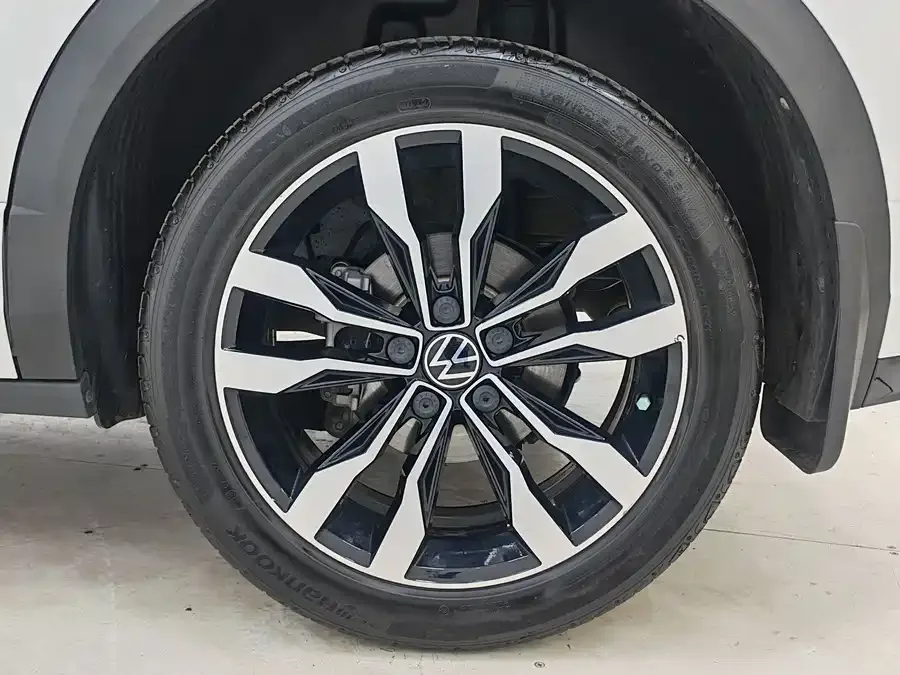 Volkswagen T-Roc T-ROC 2022 280TSI DSG 2WD R-Line Pro PLUS 2022 — миниатюра 5