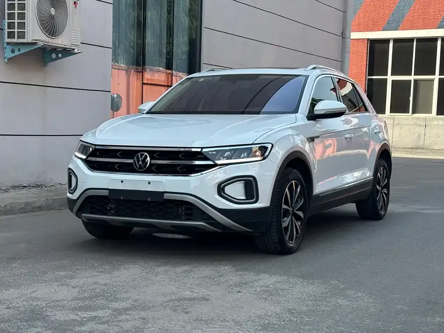 Volkswagen T-Roc 2024