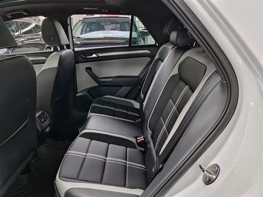 Volkswagen T-Roc T-ROC 2025 300TSI DSG 2WD Chenguang Edition 2024 — миниатюра 5
